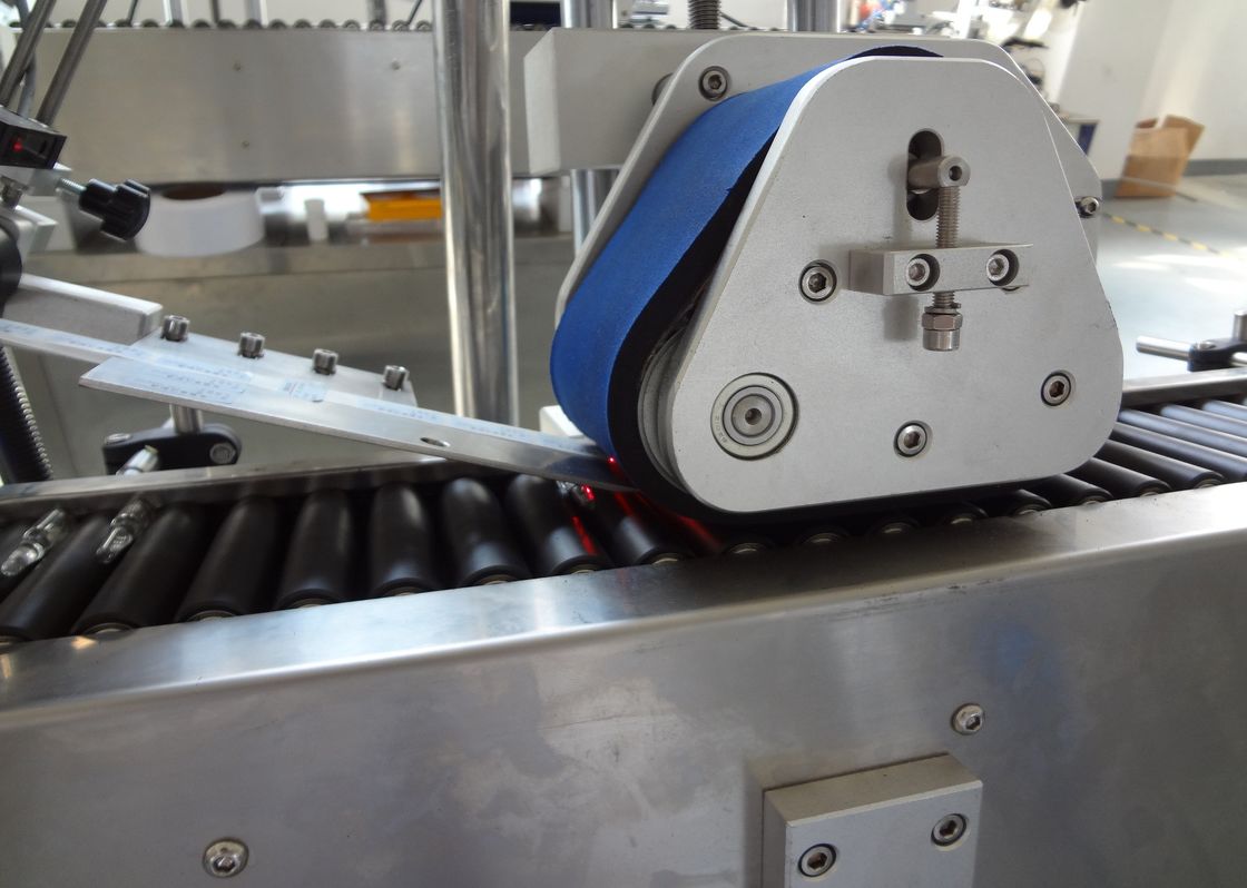 Horizontal Lipstick Lip Balm Paper Tube Labeling Machine Servo Motor